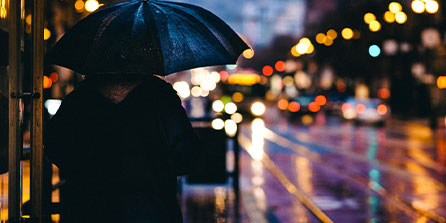 包含北京国安客场1-0力擒重庆，实现四连胜的词条